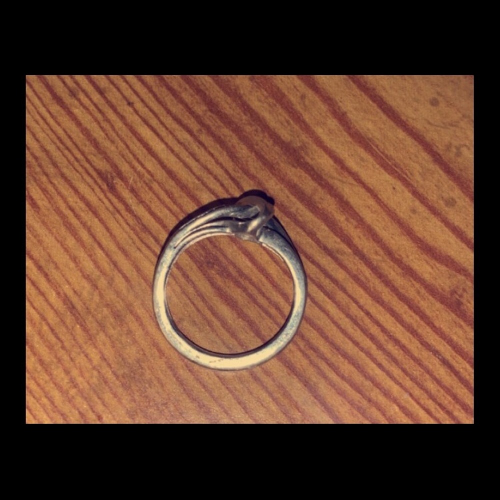 Promise Ring 👫💕 - Picture 3 of 3